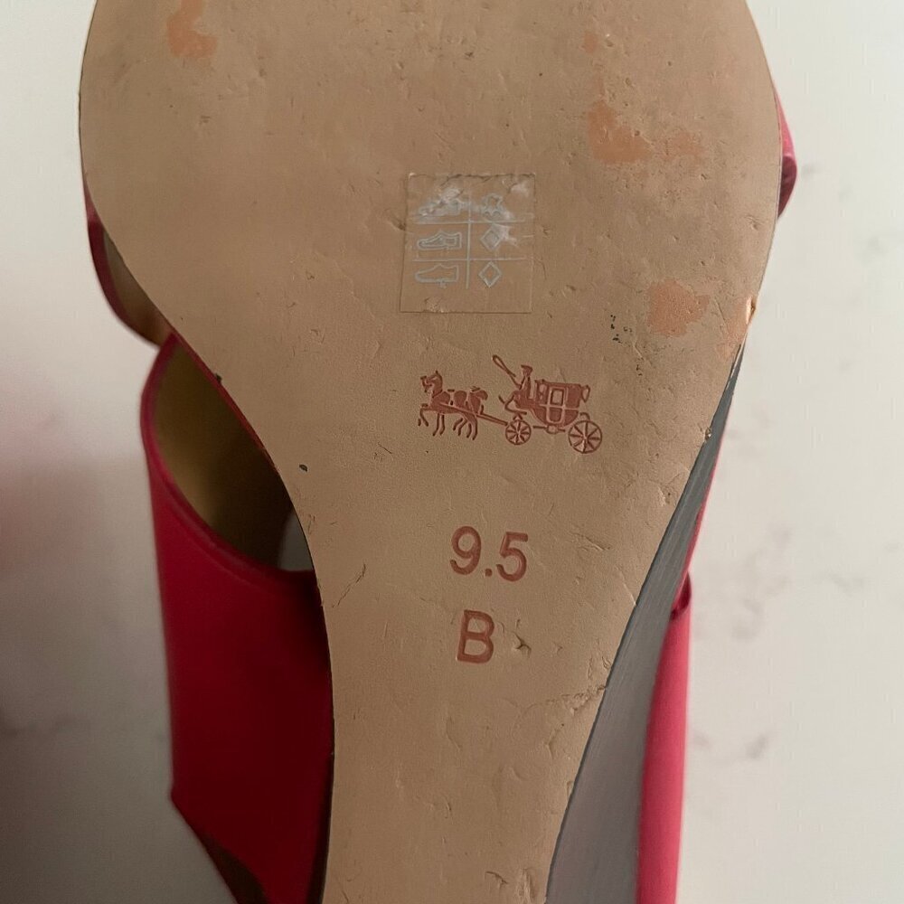 Coach Rosanne Wedge Manmade Cross Strap Sandal Turnlock Gold Hard Red Brown 9.5B - Picture 10 of 13